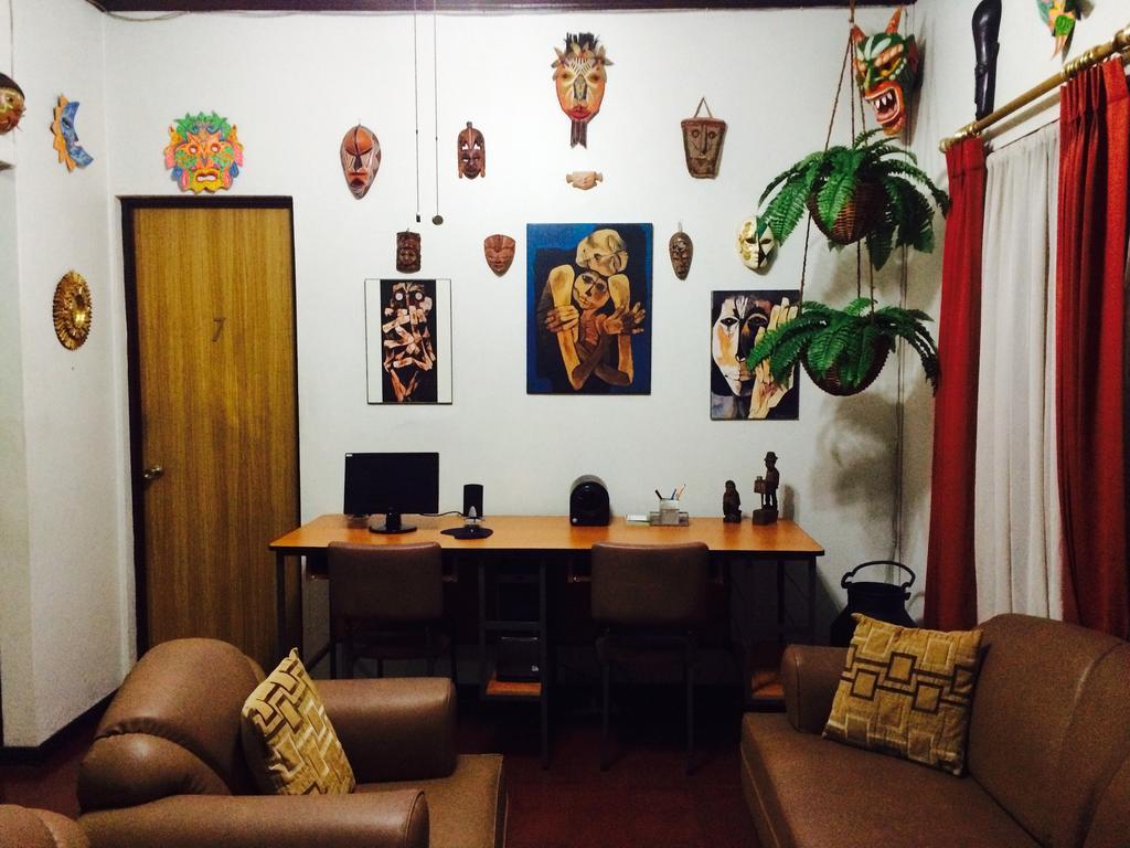 Hotel Santamaria Airport North / Alajuela Downtown Bagian luar foto