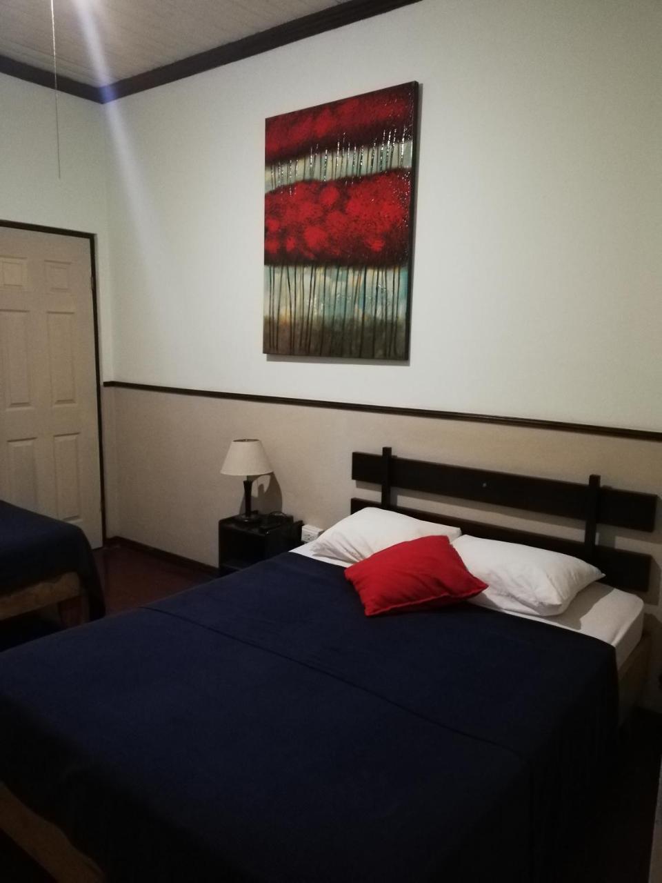 Hotel Santamaria Airport North / Alajuela Downtown Bagian luar foto